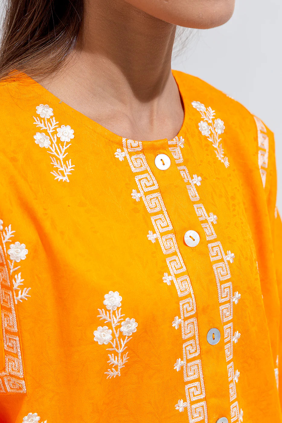 BEECHTREE EMBROIDERED JACQUARD TOP (Stitched)