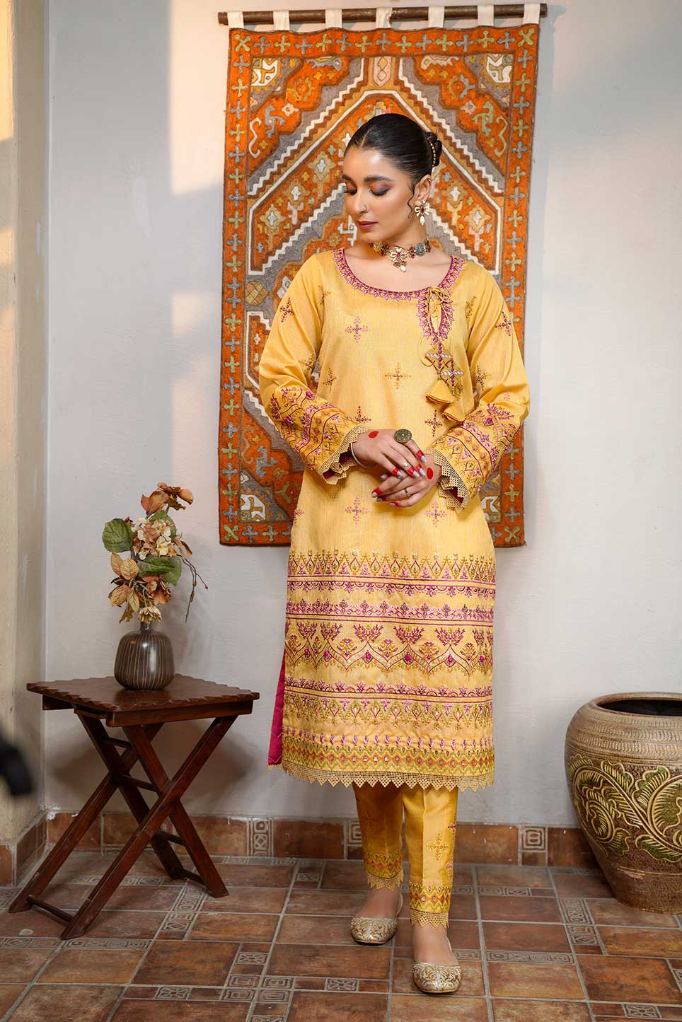 MAIRA ZUNNORAIN (ZEEST) 3PCS EMB (Unstitched)